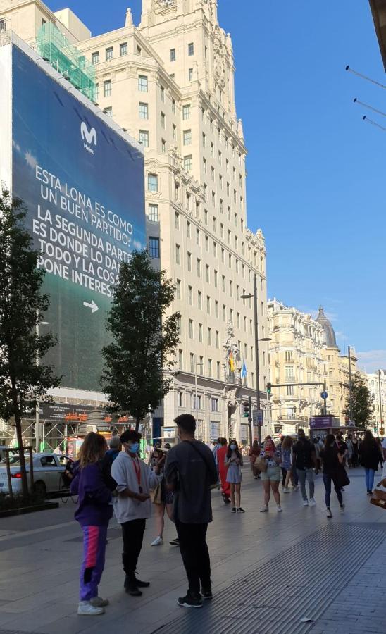 Gran Via. Salud. Puerta Del Sol. Callao. Мадрид Экстерьер фото